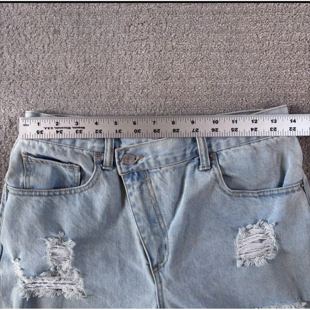 Old Navy Womens Jorts Denim Shorts Blue Jean Asymmetrical Zipper Distressed 28